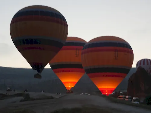 Turkey, Cappadocia - Hot air balloons above Göreme landscape