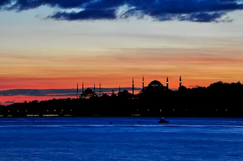 Turkey, Istanbul - Istanbul silhouette